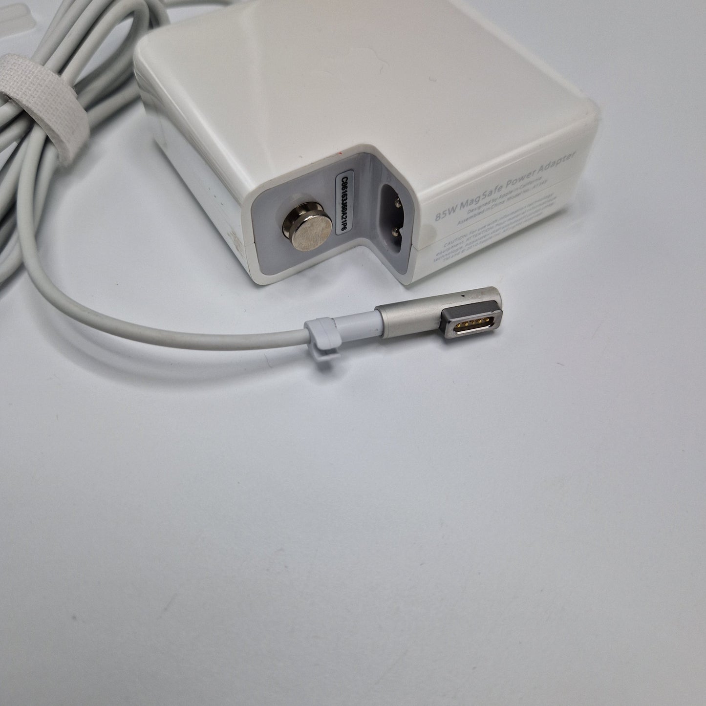 Chargeur Macbook model A1343 Original 85W 18.5V 4.6A État Neuf