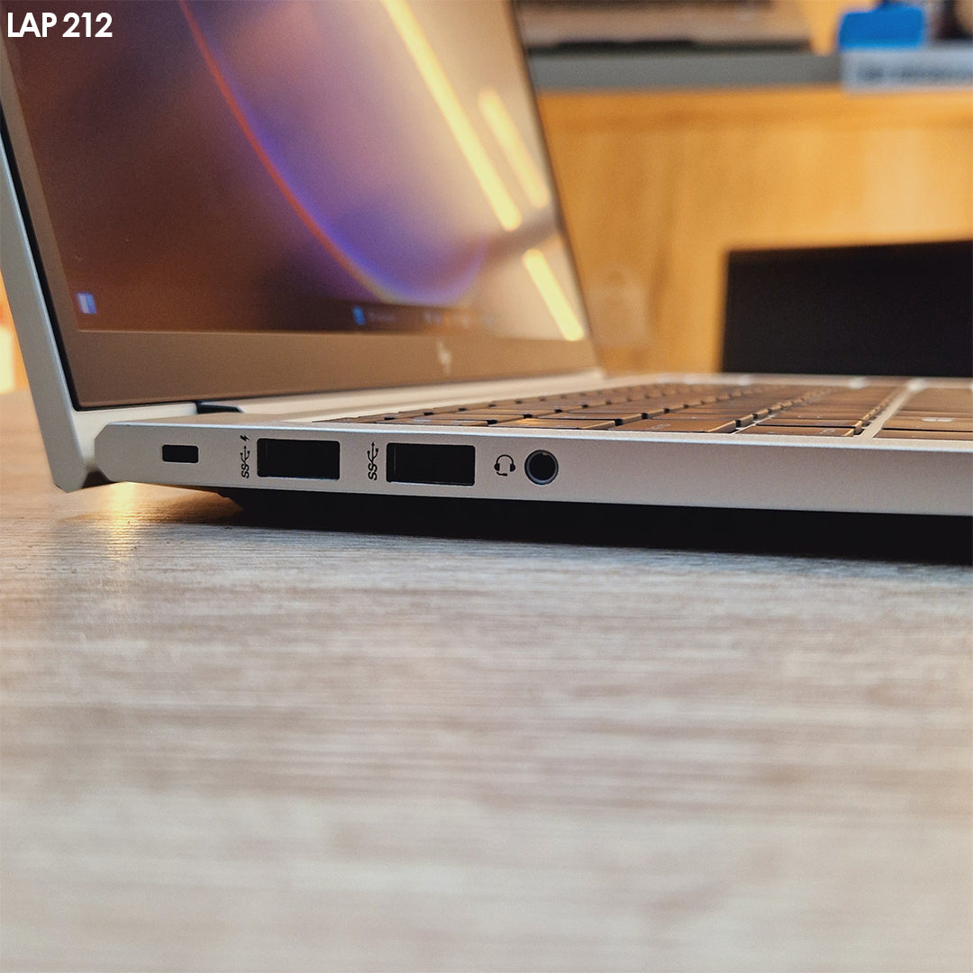 HP EliteBook 830 G8 Tactile 13.3" i5 11ème Gen / 8 Go / 256 Go SSD Occasion – Excellent État