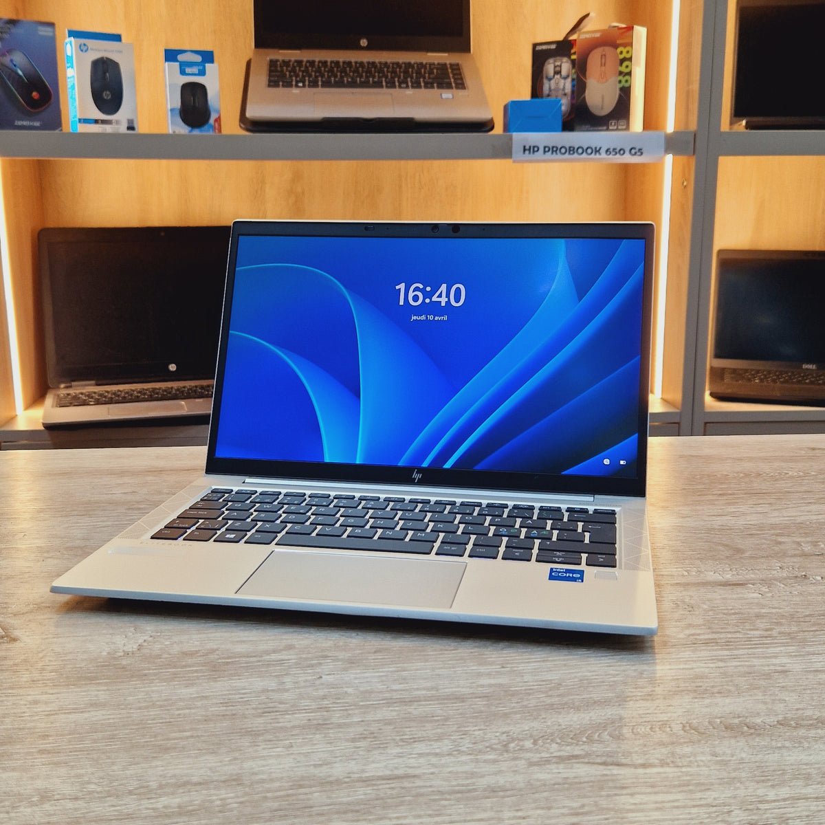 HP EliteBook 830 G8 Tactile 13.3" i5 11ème Gen / 8 Go / 256 Go SSD Occasion – Excellent État