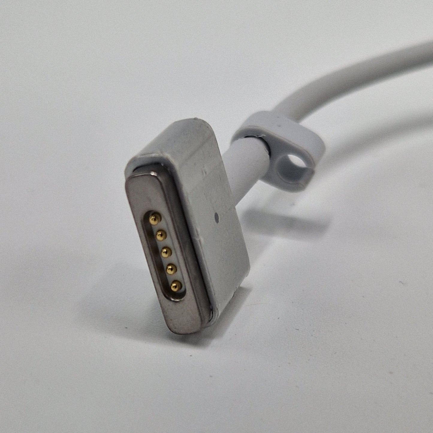 Chargeur Macbook model A1435 Original 60W 16.5V 3.65A  État Neuf