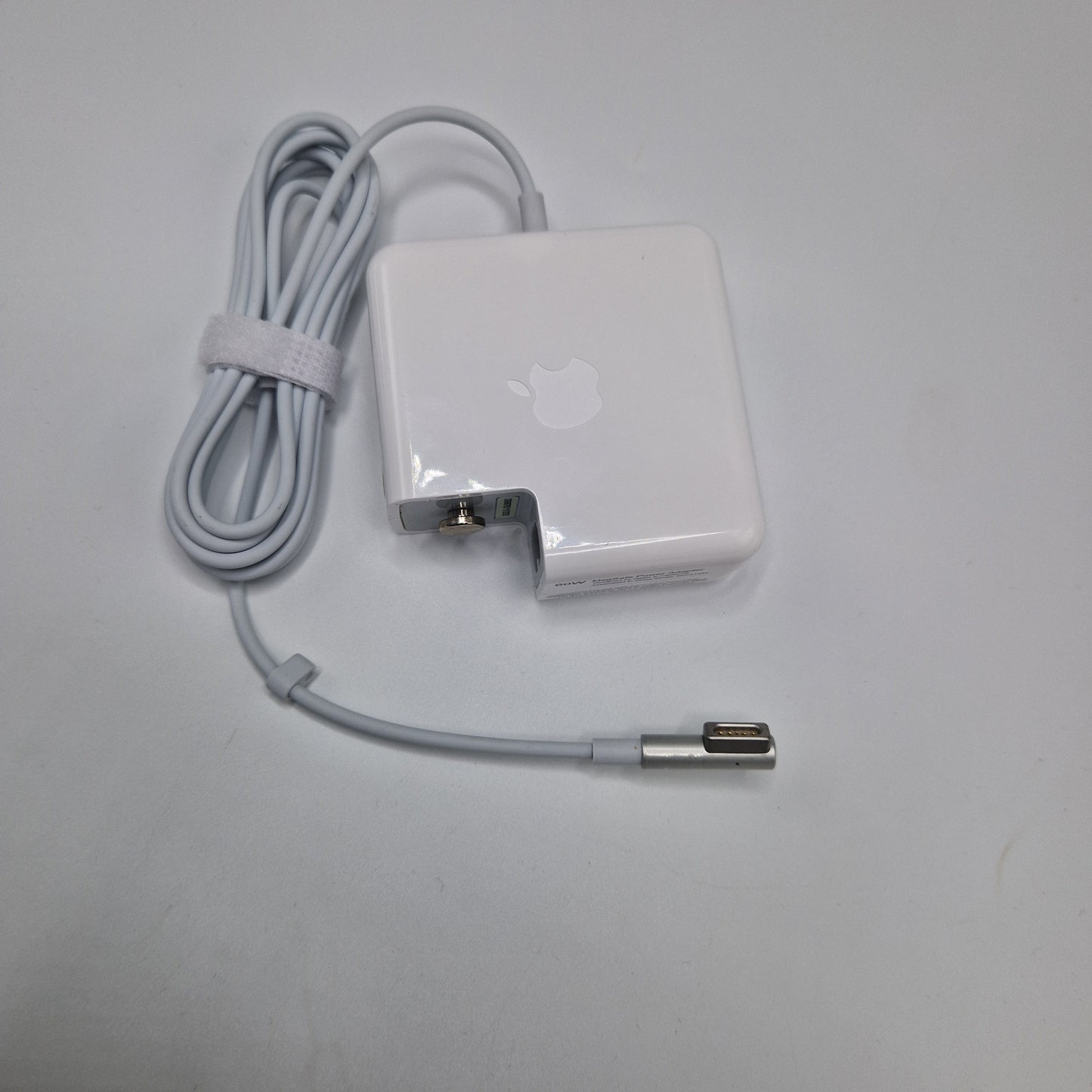 Chargeur Macbook  model A1344 Original 60W 16.5V 3.65A État Neuf